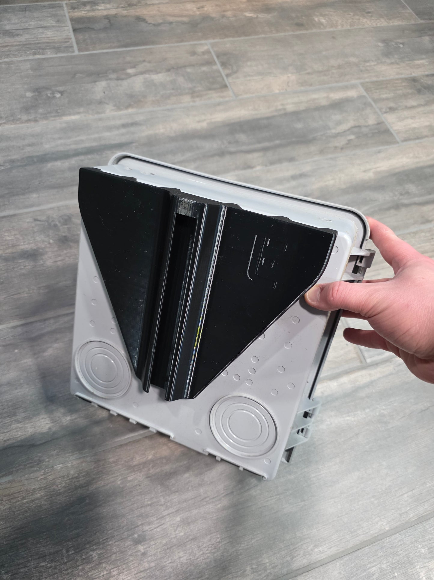 U-Post Enclosure Mount