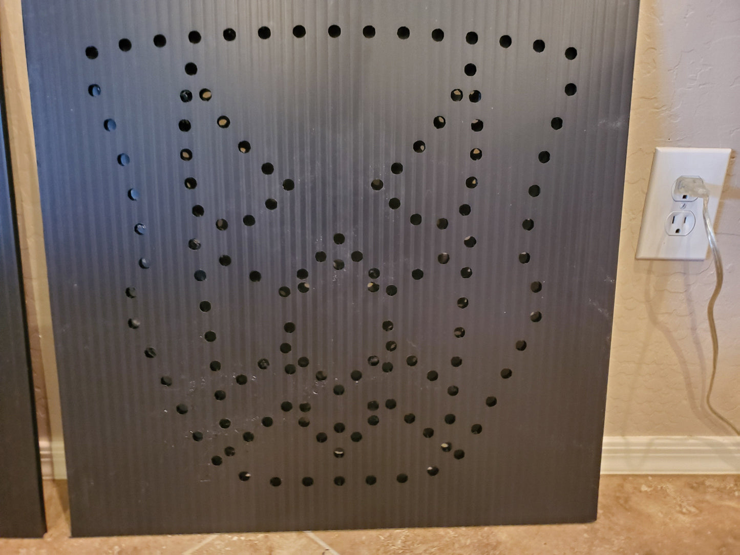 Monster Face 4 Pack 22 Inch