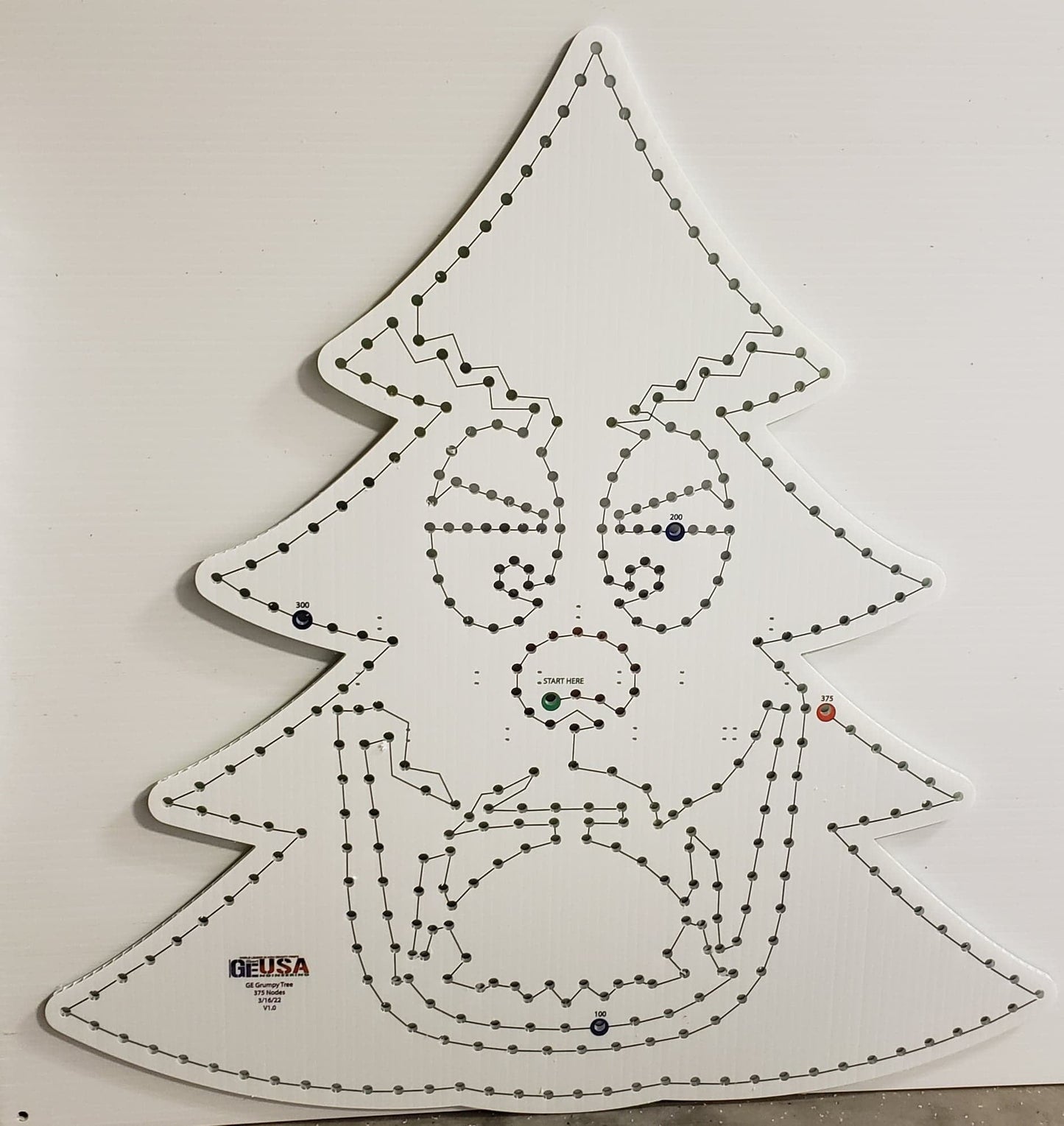 IMPRESSION Grumpy Singing Tree