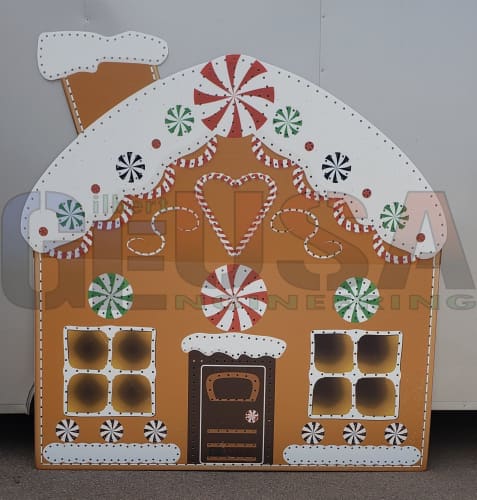 IMPRESSION Gingerbread House - 8ft