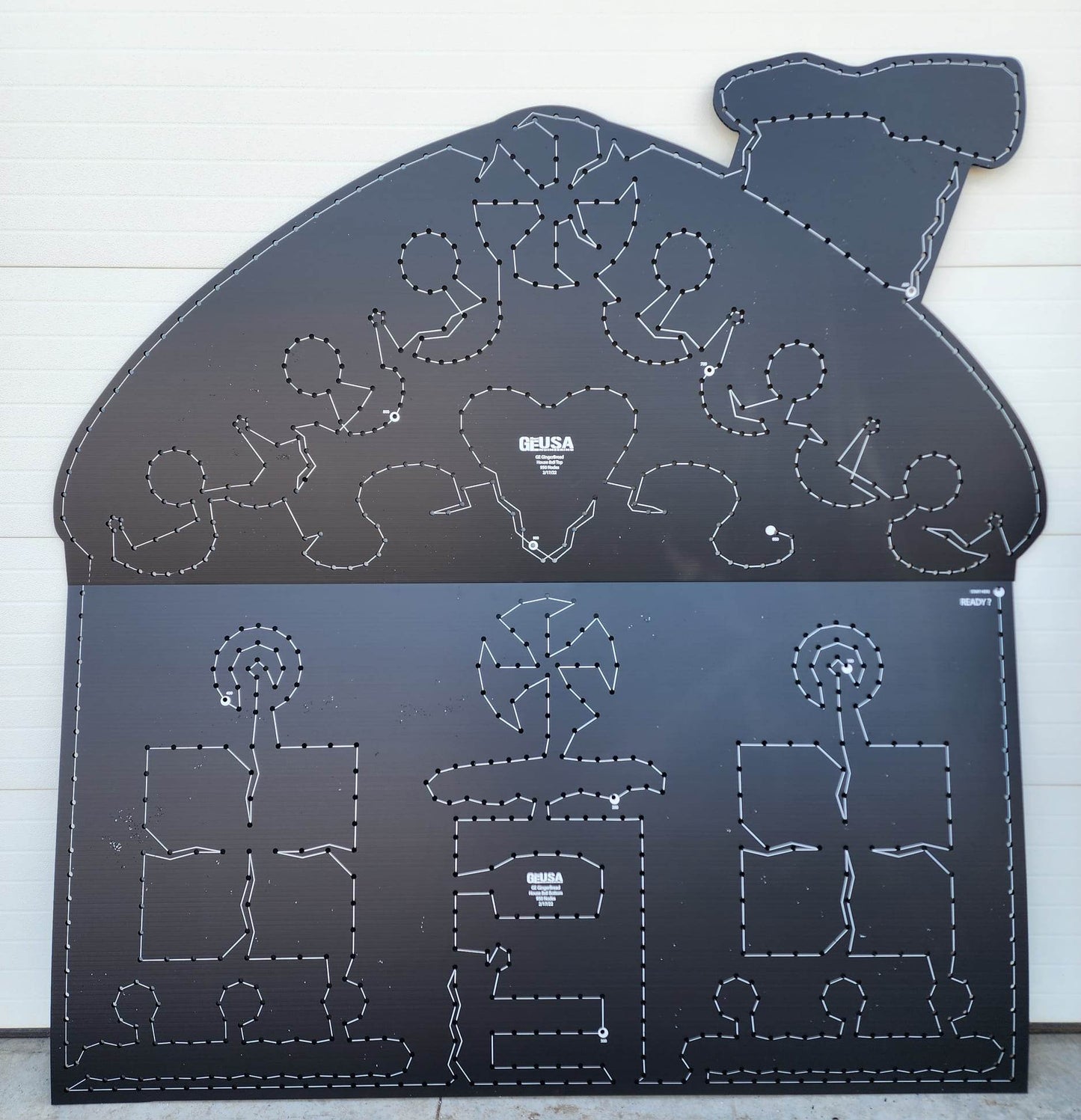 Gingerbread House - 8ft