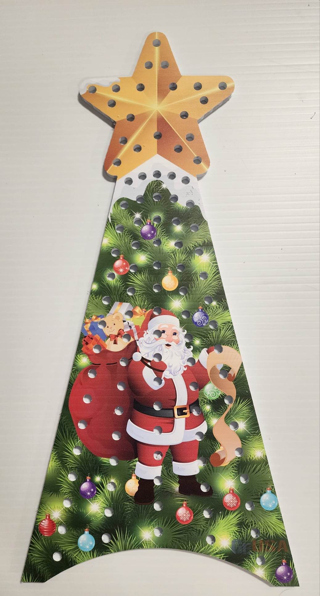 IMPRESSION Twinkly Flat Mini Trees