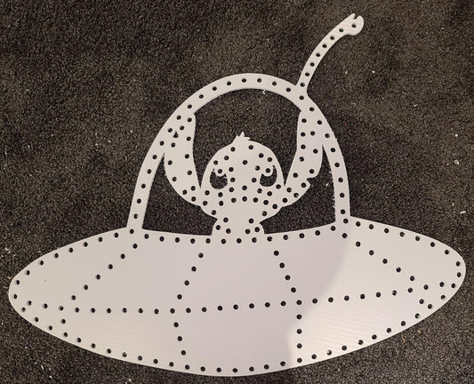 Alien in spaceship 2