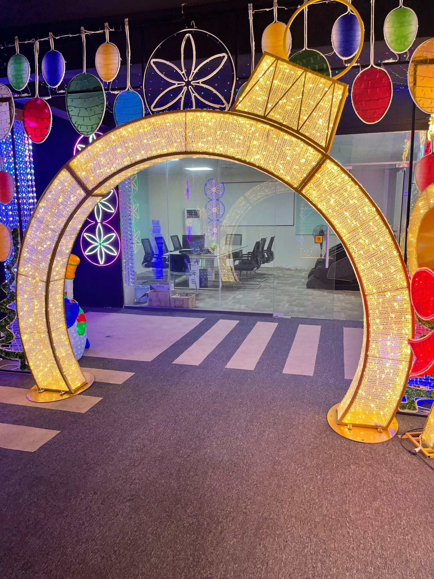 Lighted LED Walk Through Ornament Arch