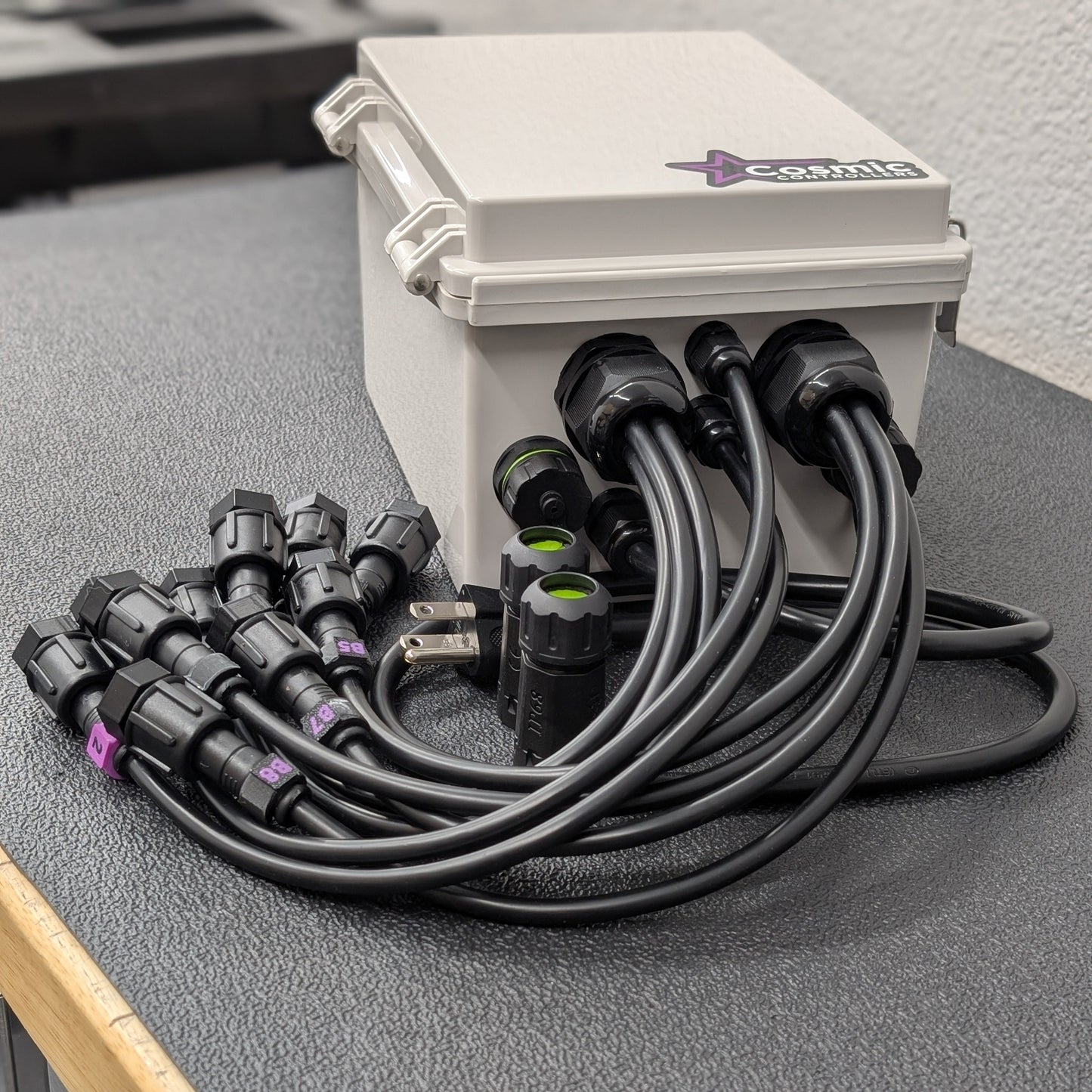 Baldrick Input8 – Interactive Controller (Cosmic Interact Series)