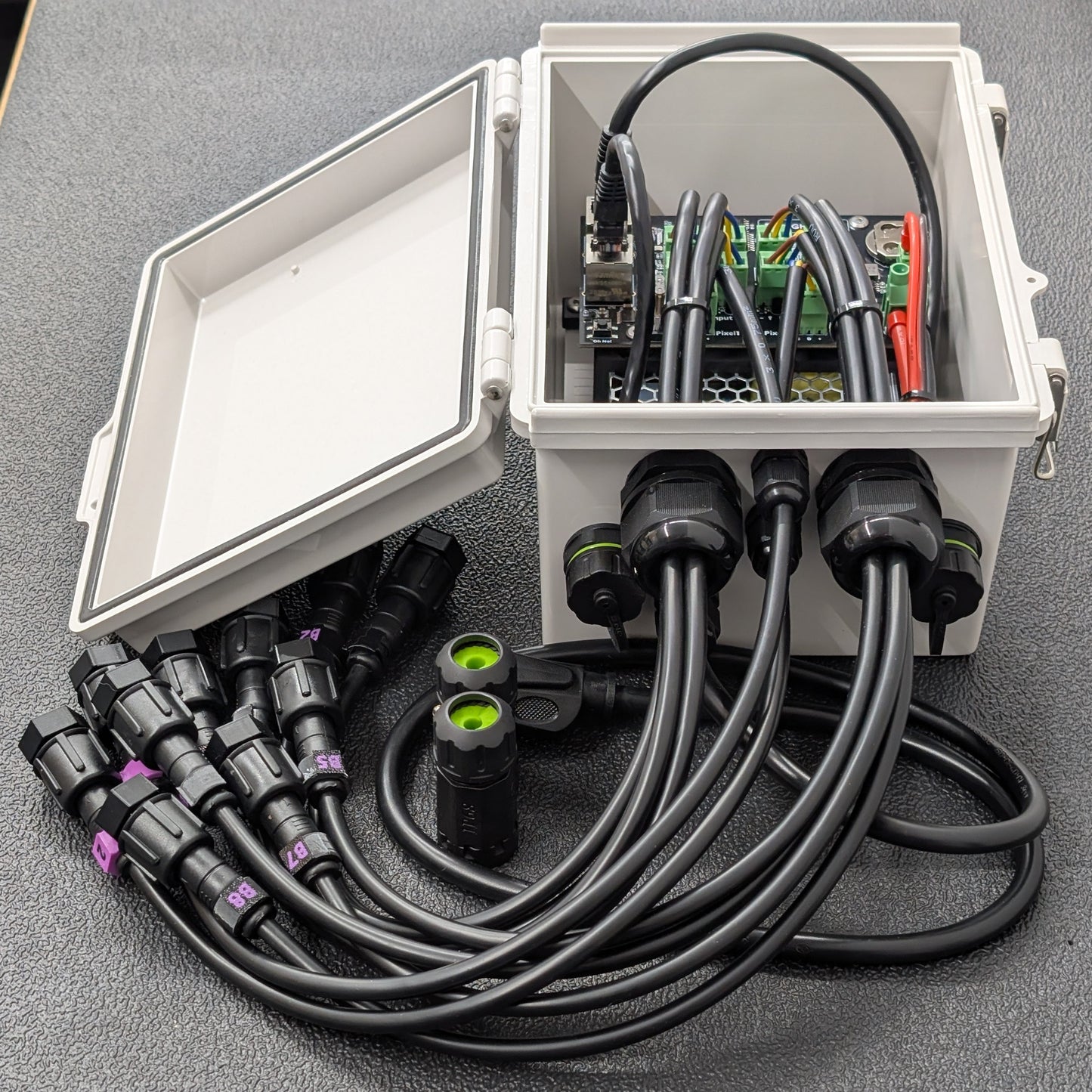 Baldrick Input8 – Interactive Controller (Cosmic Interact Series)