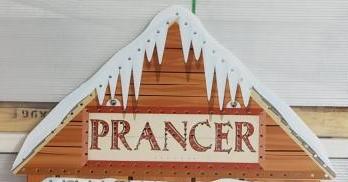 IMPRESSION Reindeer Stable Toppers