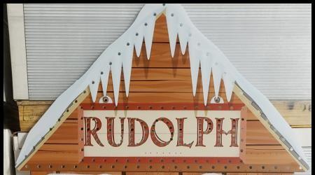 IMPRESSION Reindeer Stable Toppers